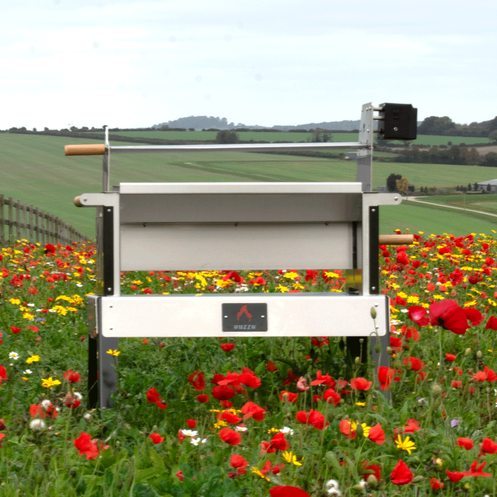 Rozza with stand table concept